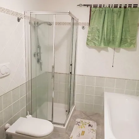 Casa Vacanze Calabona 度假居 *